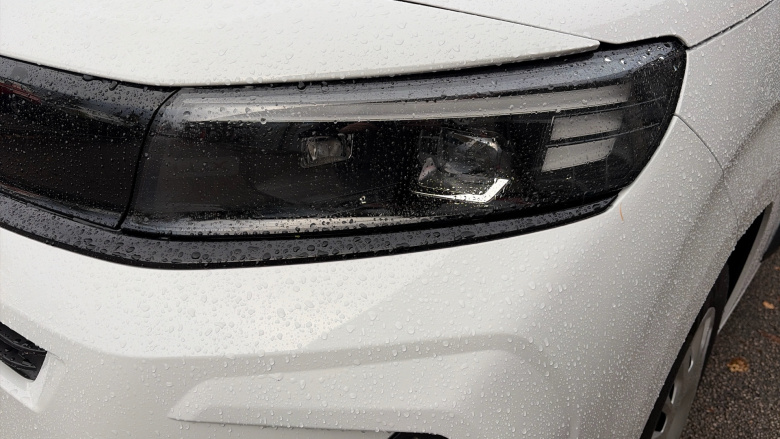 Vauxhall Combo Life 100kW Design XL 52kWh 5dr Auto [7 Seat] Electric Estate